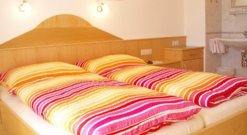 Gaestehaus Lanzinger Liesing Ngoại thất bức ảnh